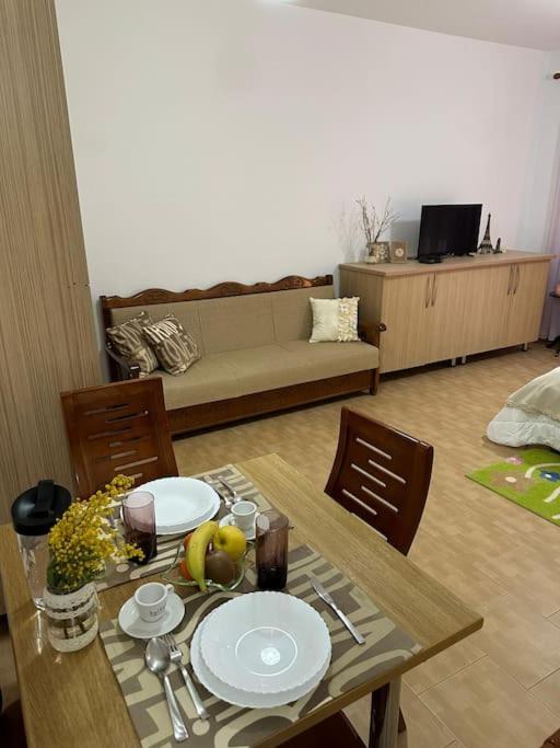 Studio Of Shpresa Vlorë Exterior foto