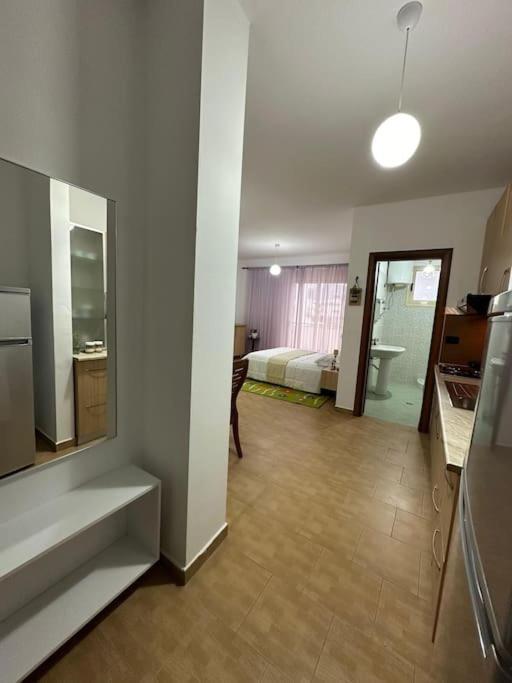 Studio Of Shpresa Vlorë Exterior foto